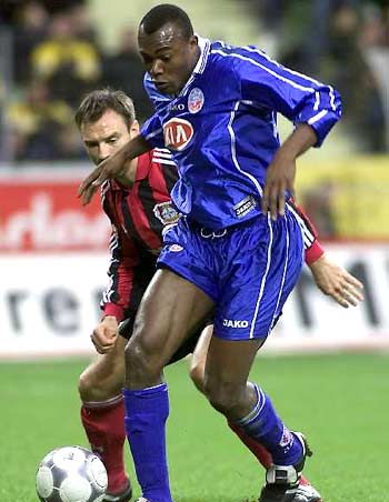 甚至一度与 甚至一度与